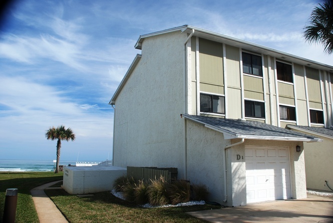 Oceanfront End Unit