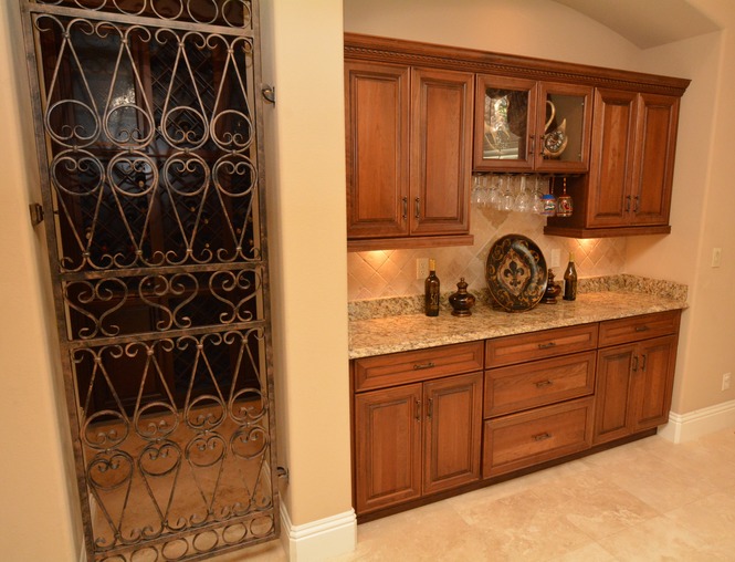 Wine Cellar & Butler Pantry