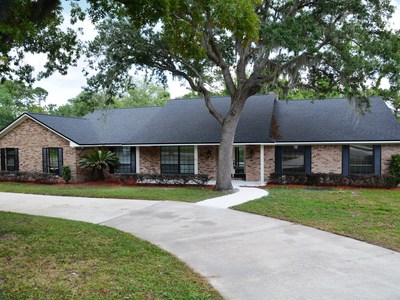 REMODELED AND MOVE-IN READY IN DESIREABLE SWEETWATER!