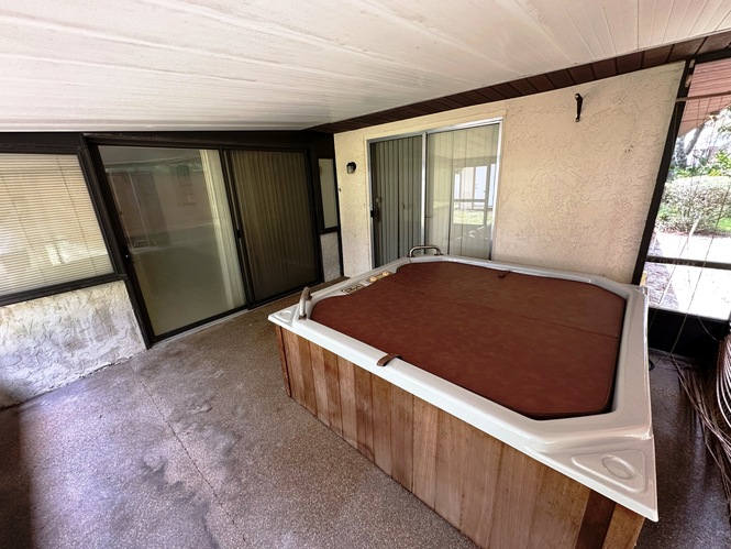 Hot Tub