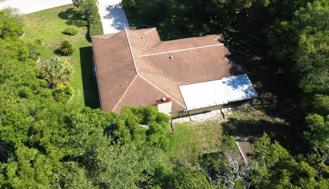 Spacious Private Lot