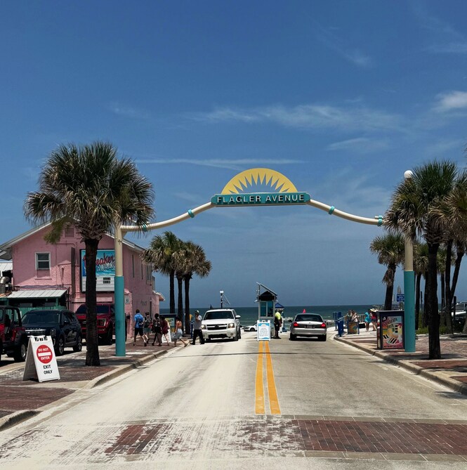 VACANT WANTERFRONT LOT WITH DOCK IN NEW SMYRNA BEACH FLORIDA