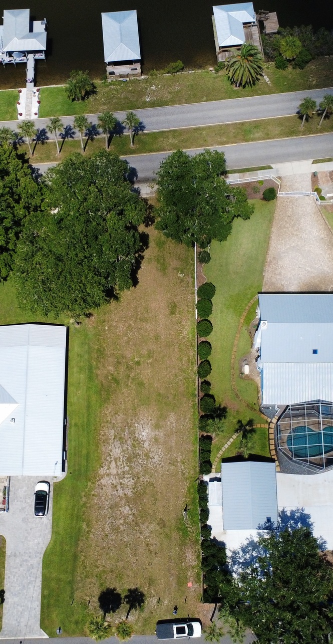 VACANT WANTERFRONT LOT WITH DOCK IN NEW SMYRNA BEACH FLORIDA